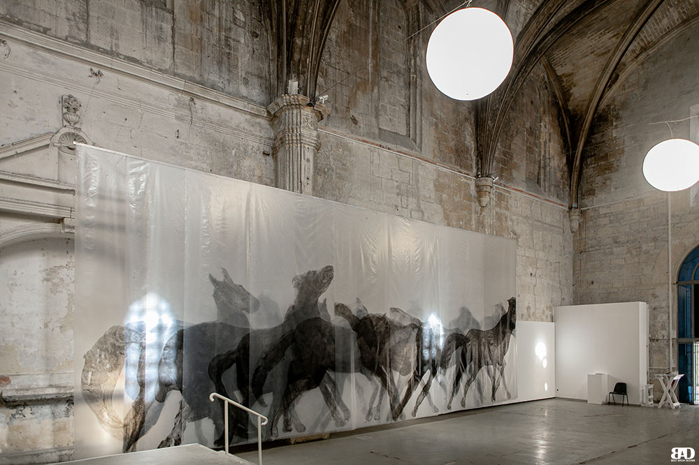 La Pietà des grands chevaux, 2008, dessin encre sur bâche plastique © Best Archi Design